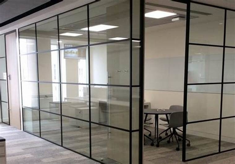تقسیم‌کننده‌های کابین شیشه‌ای مدرن ISO، دیوار پارتیشن دفتر رئیس